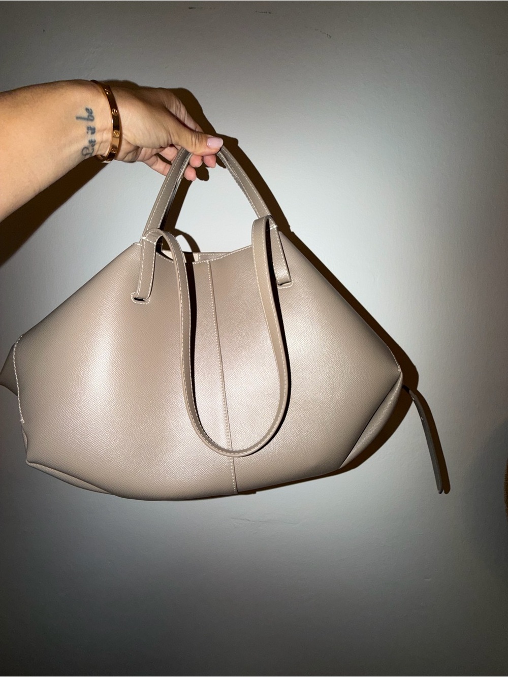Taupe Structured Leather Tote Bag - Women's Handbag - Picture 6 of 8